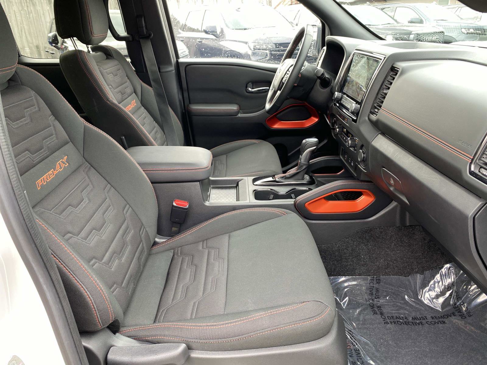 Used 2023 Nissan Frontier PRO-4X w/ Technology Package image 27