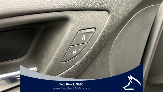 Certified 2023 Chevrolet Equinox LS image 9