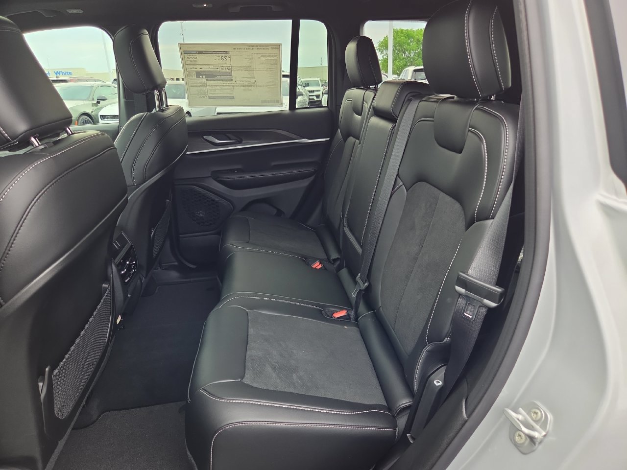 New 2026 Jeep Grand Cherokee Altitude AWD/4WD image 14