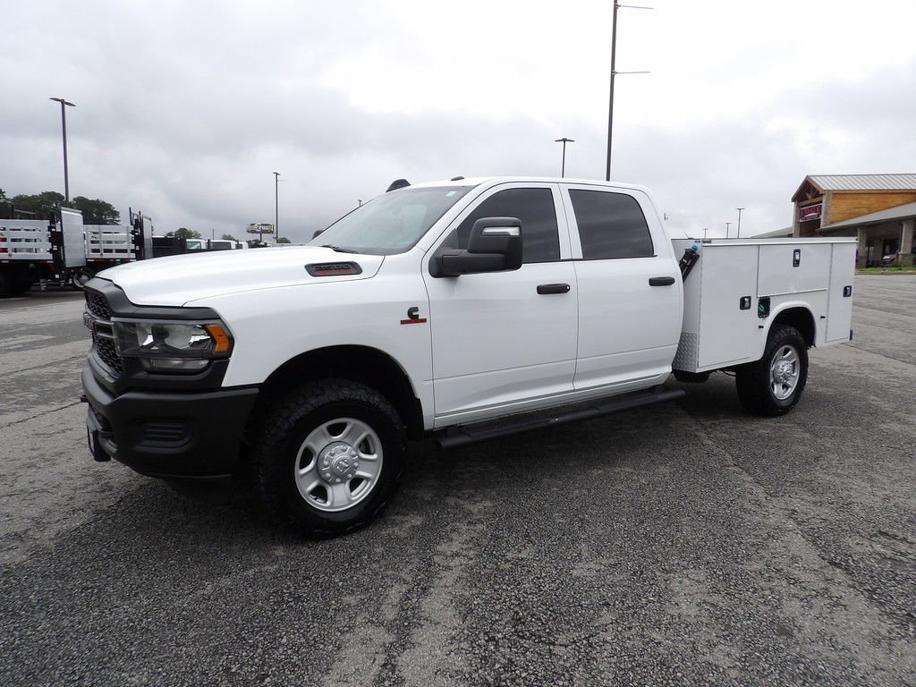 Used 2023 RAM 2500 Tradesman AWD/4WD image 3