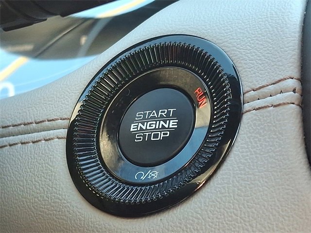 Used 2024 Jeep Compass Limited image 24