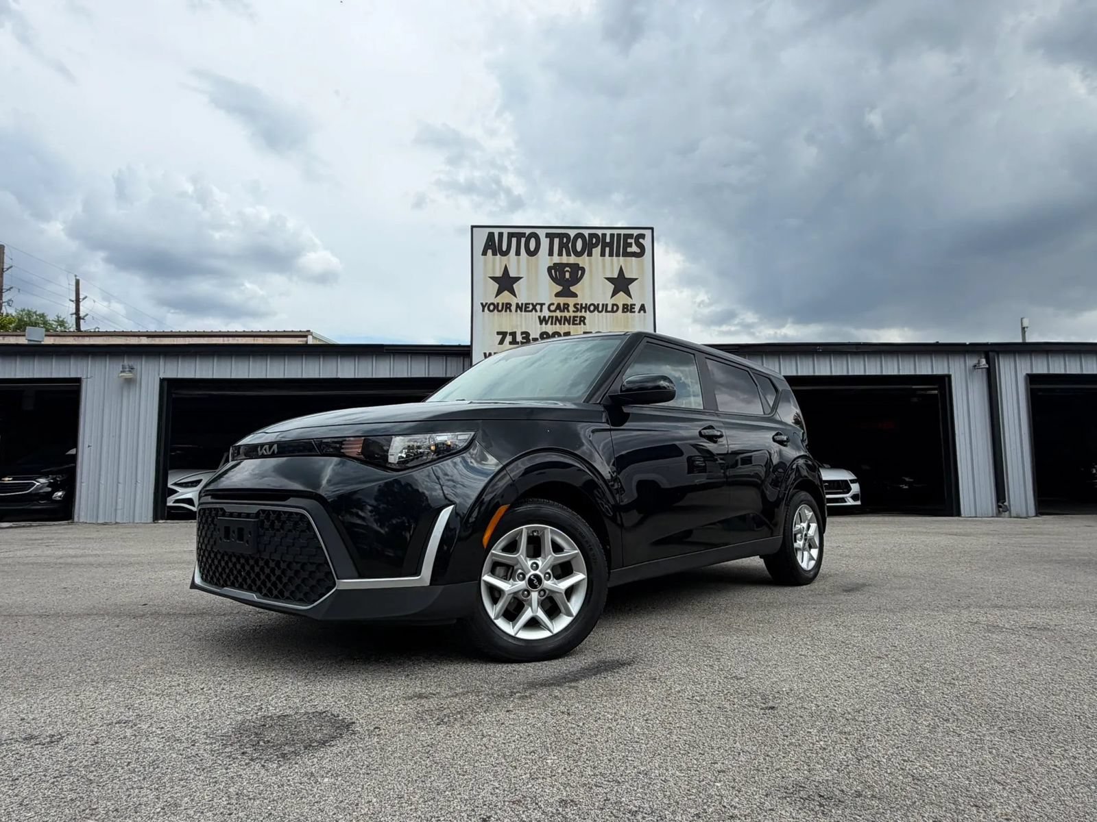 Used 2023 Kia Soul LX w/ LX Technology Package FWD image 35