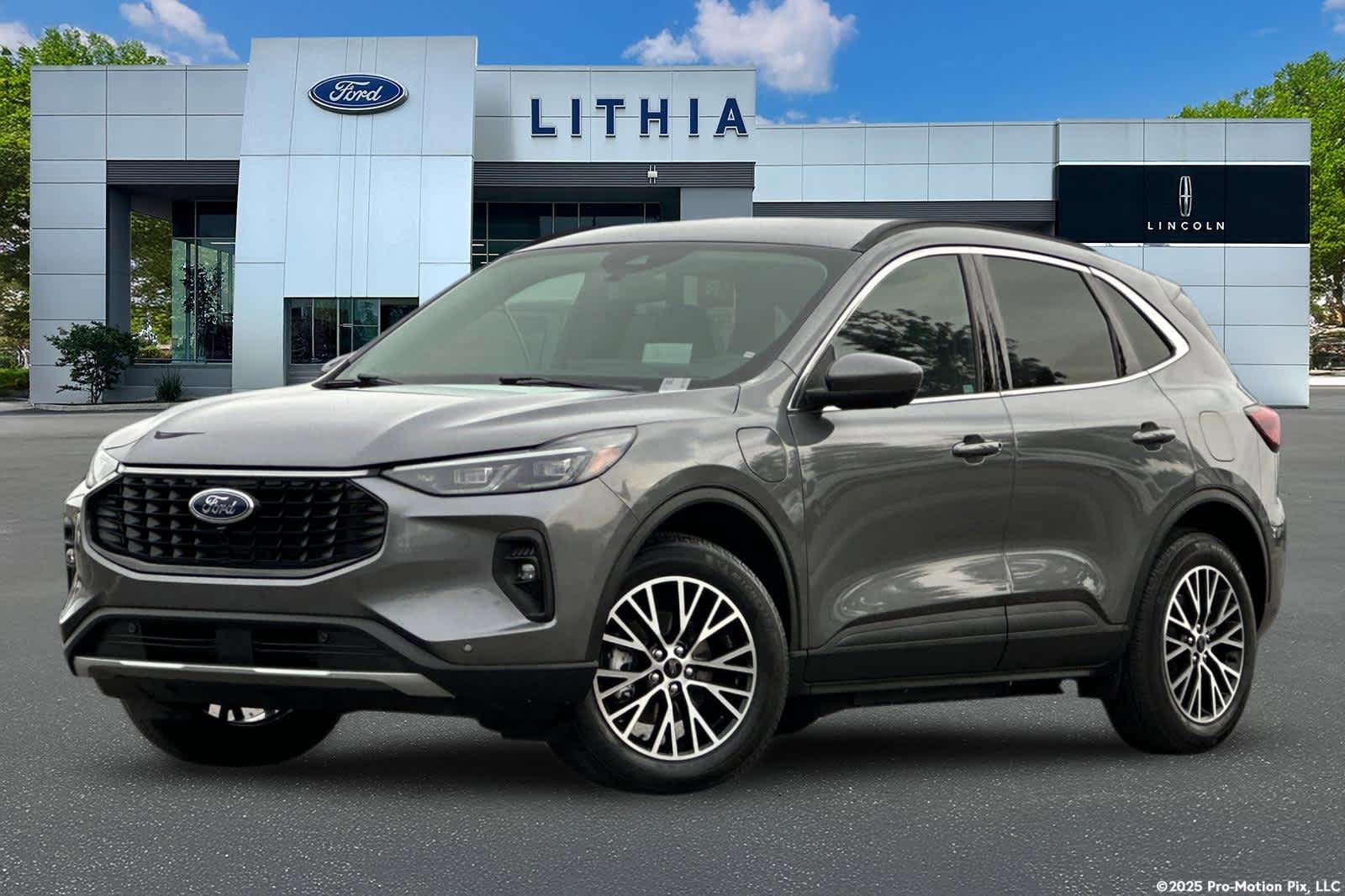 Certified 2025 Ford Escape SE w/ PHEV Premium Package