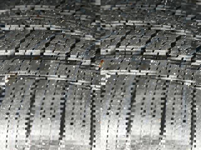 Certified 2025 Nissan Kicks SV image 23