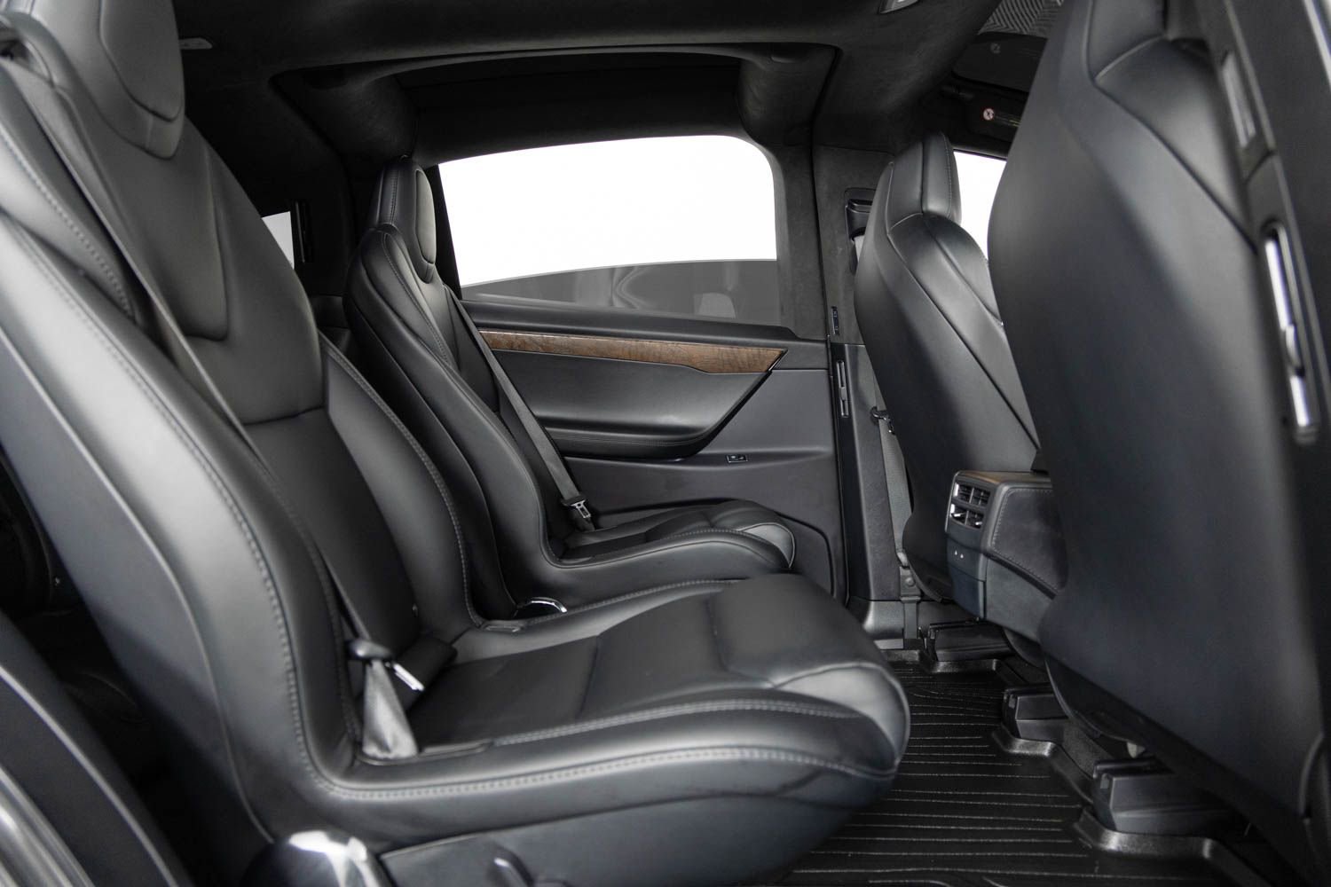 Used 2019 Tesla Model X 75D image 24