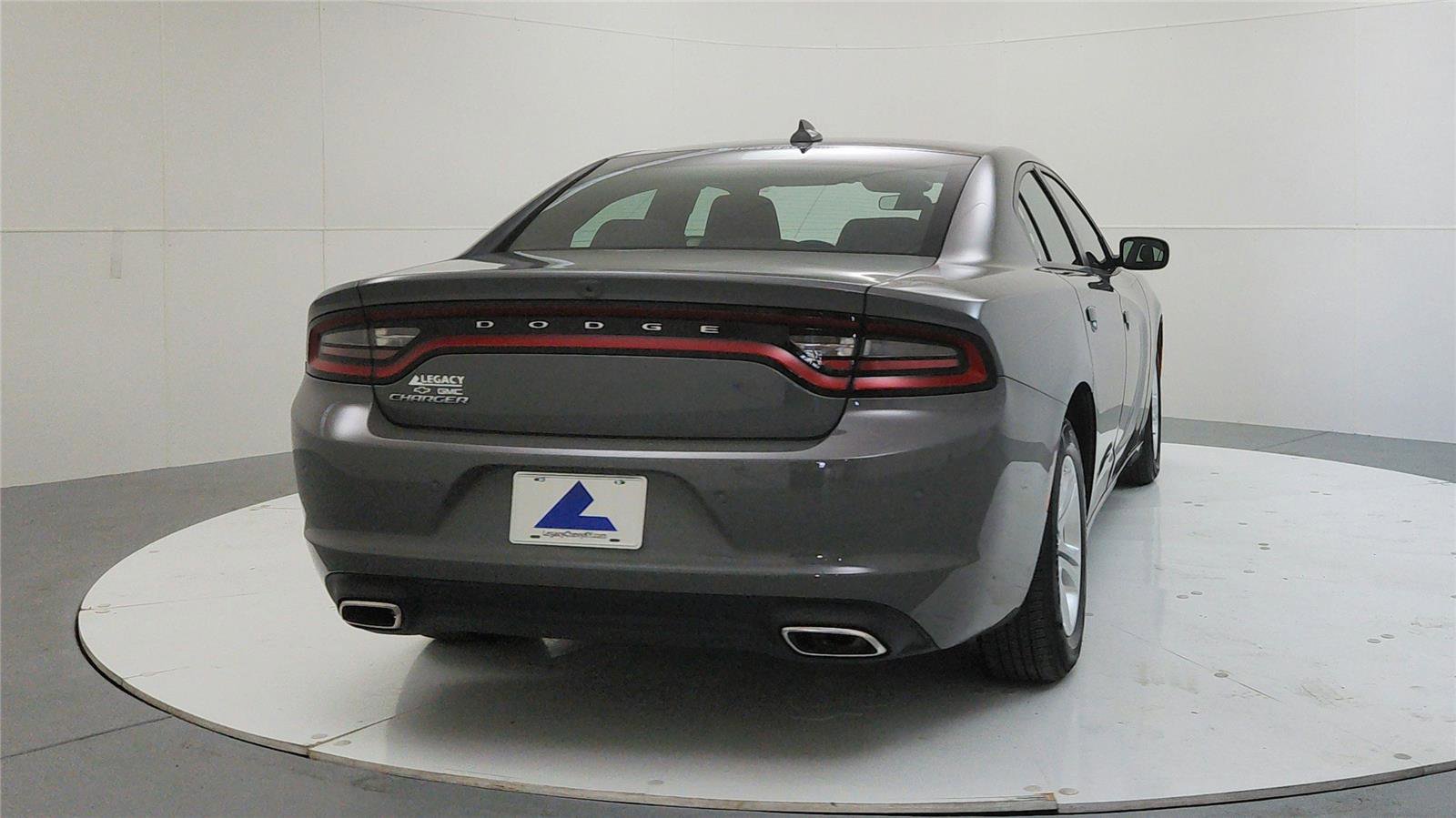 Used 2023 Dodge Charger SXT image 6