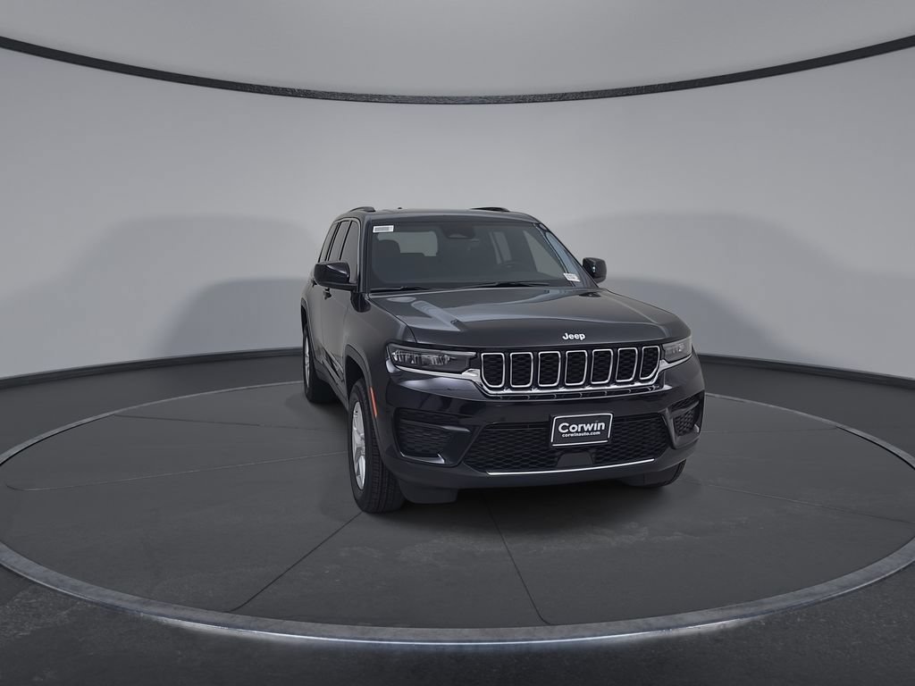 New 2026 Jeep Grand Cherokee Laredo X AWD/4WD image 4
