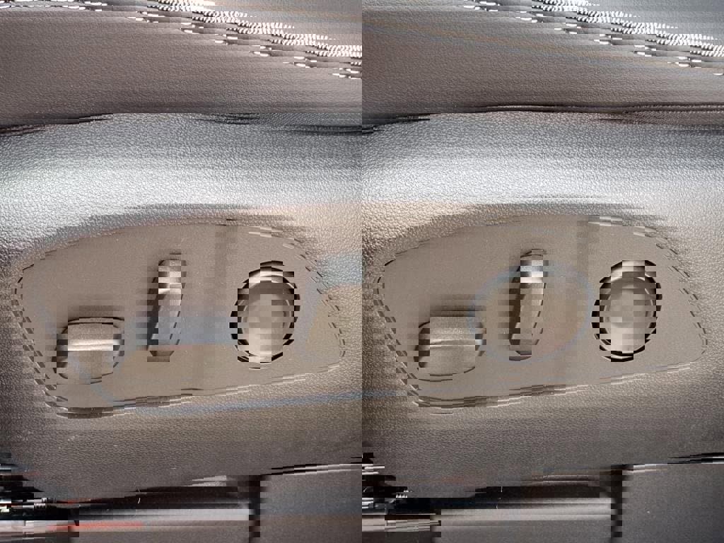 New 2026 Chevrolet Silverado EV LT image 14