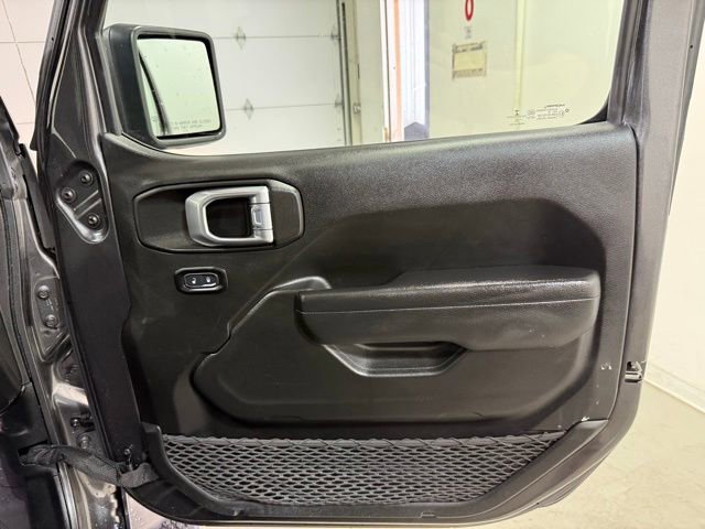 Used 2022 Jeep Wrangler Unlimited Sport AWD/4WD image 25