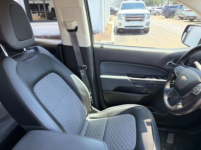 Used 2017 Chevrolet Colorado Z71 AWD/4WD image 13