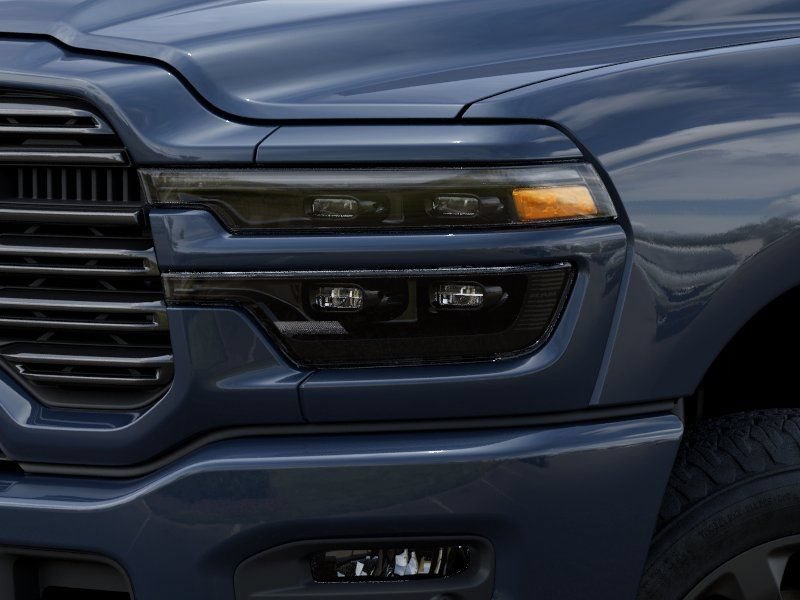 New 2026 RAM 2500 Laramie AWD/4WD image 11