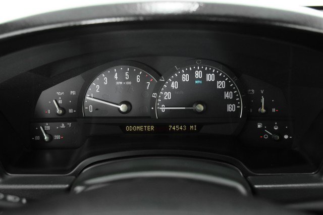 Used 2006 Cadillac XLR RWD image 16