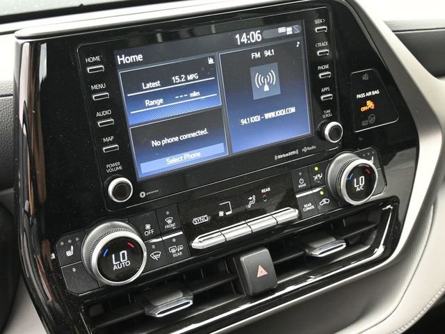 Used 2021 Toyota Highlander XLE image 34