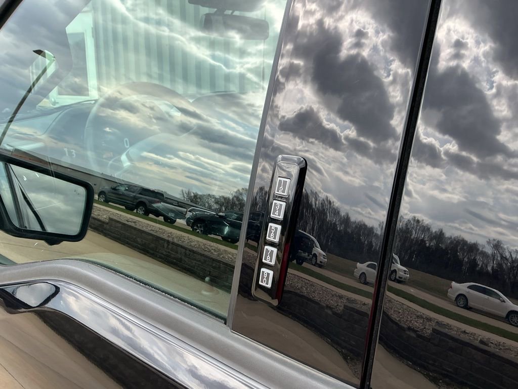 Used 2023 Ford F150 Lariat w/ Equipment Group 502A High image 8