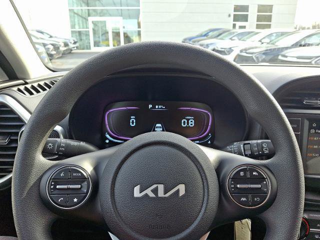 New 2025 Kia Soul LX image 12