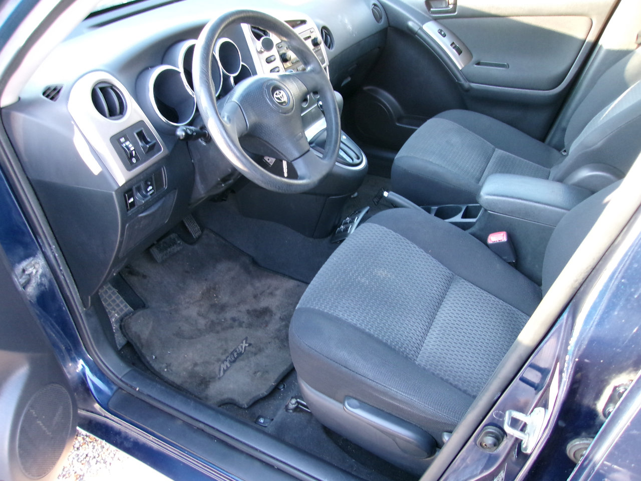 Used 2005 Toyota Matrix image 9