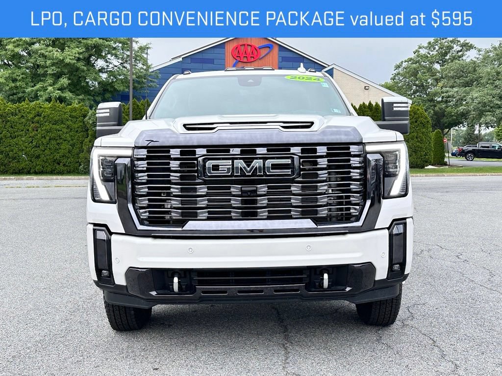Certified 2024 GMC Sierra 3500 Denali Ultimate AWD/4WD image 5