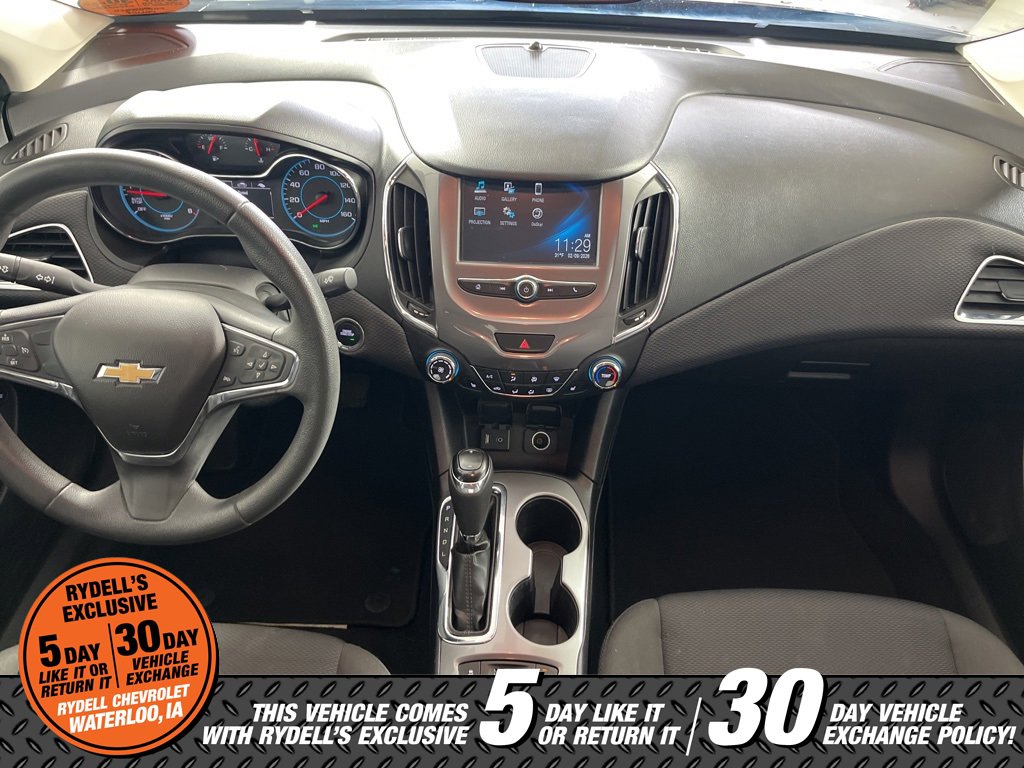 Certified 2016 Chevrolet Cruze LT w/ Convenience Package image 19