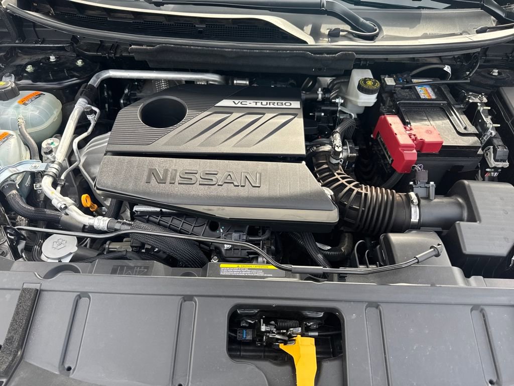 Used 2025 Nissan Rogue Platinum FWD image 20