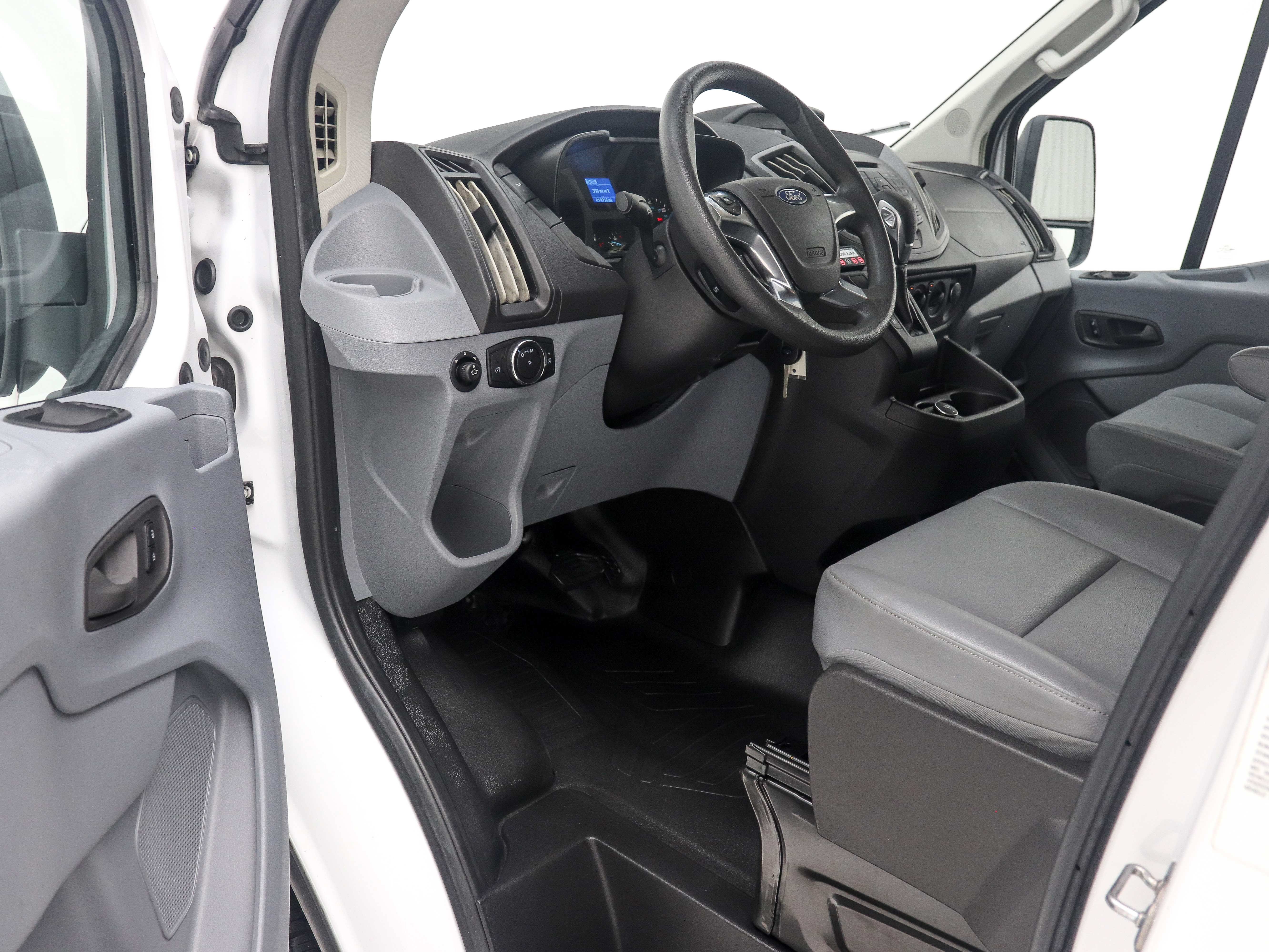 Used 2017 Ford Transit 350 XL RWD image 19