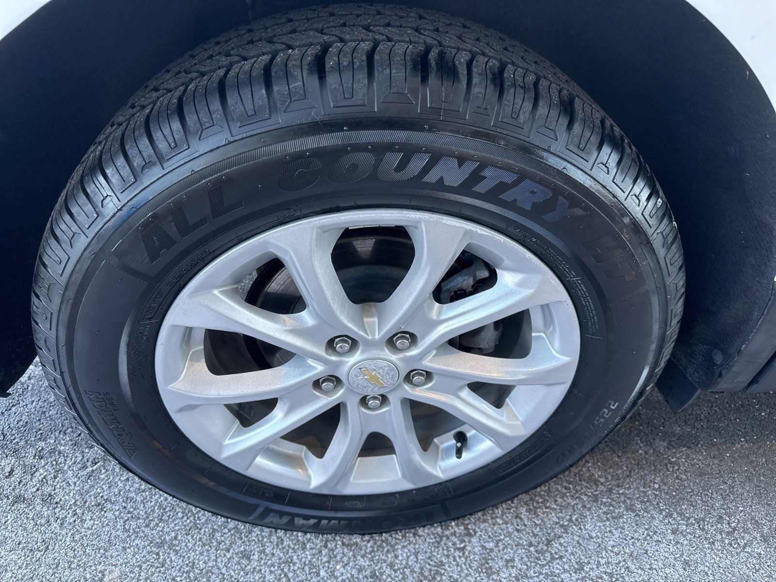 Used 2020 Chevrolet Equinox LS image 13