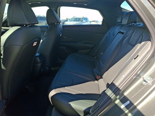 New 2026 Hyundai Elantra SEL Sport FWD image 8