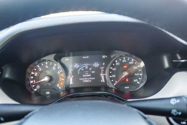 Used 2025 Jeep Compass Limited image 25