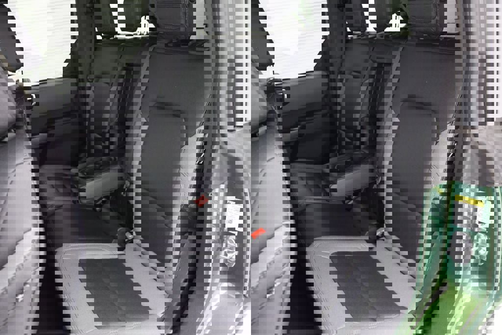 Used 2024 Ford Bronco Black Diamond AWD/4WD image 12