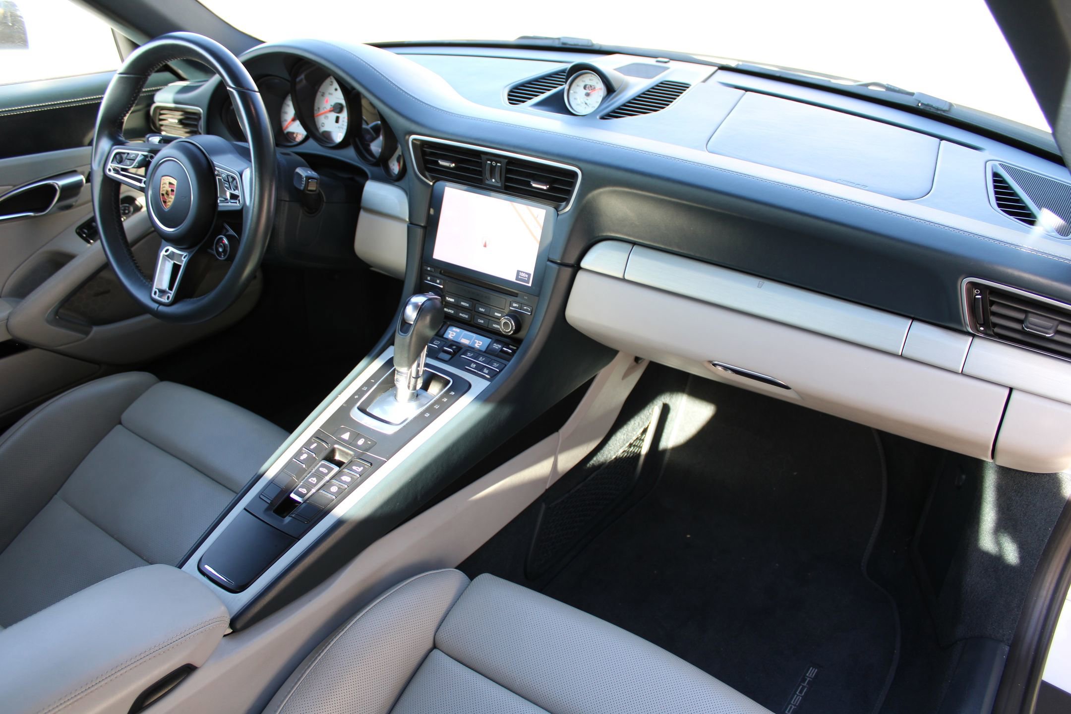 Certified 2019 Porsche 911 Carrera 4S image 24