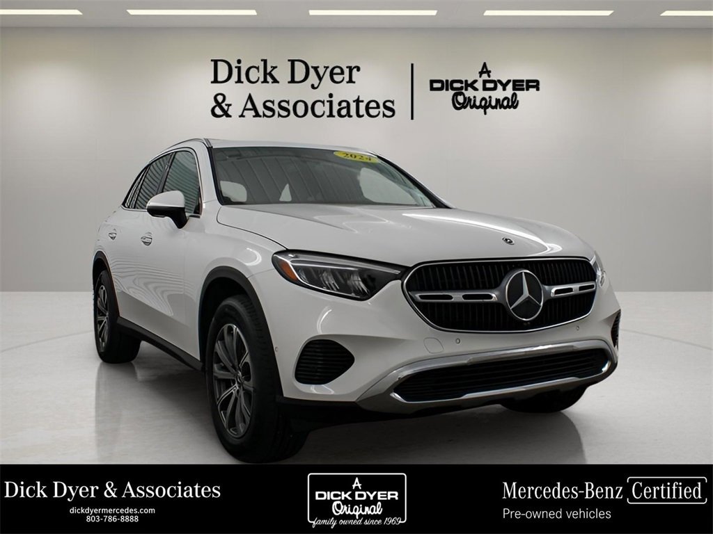 Used 2024 Mercedes-Benz GLC 300 4MATIC image 10