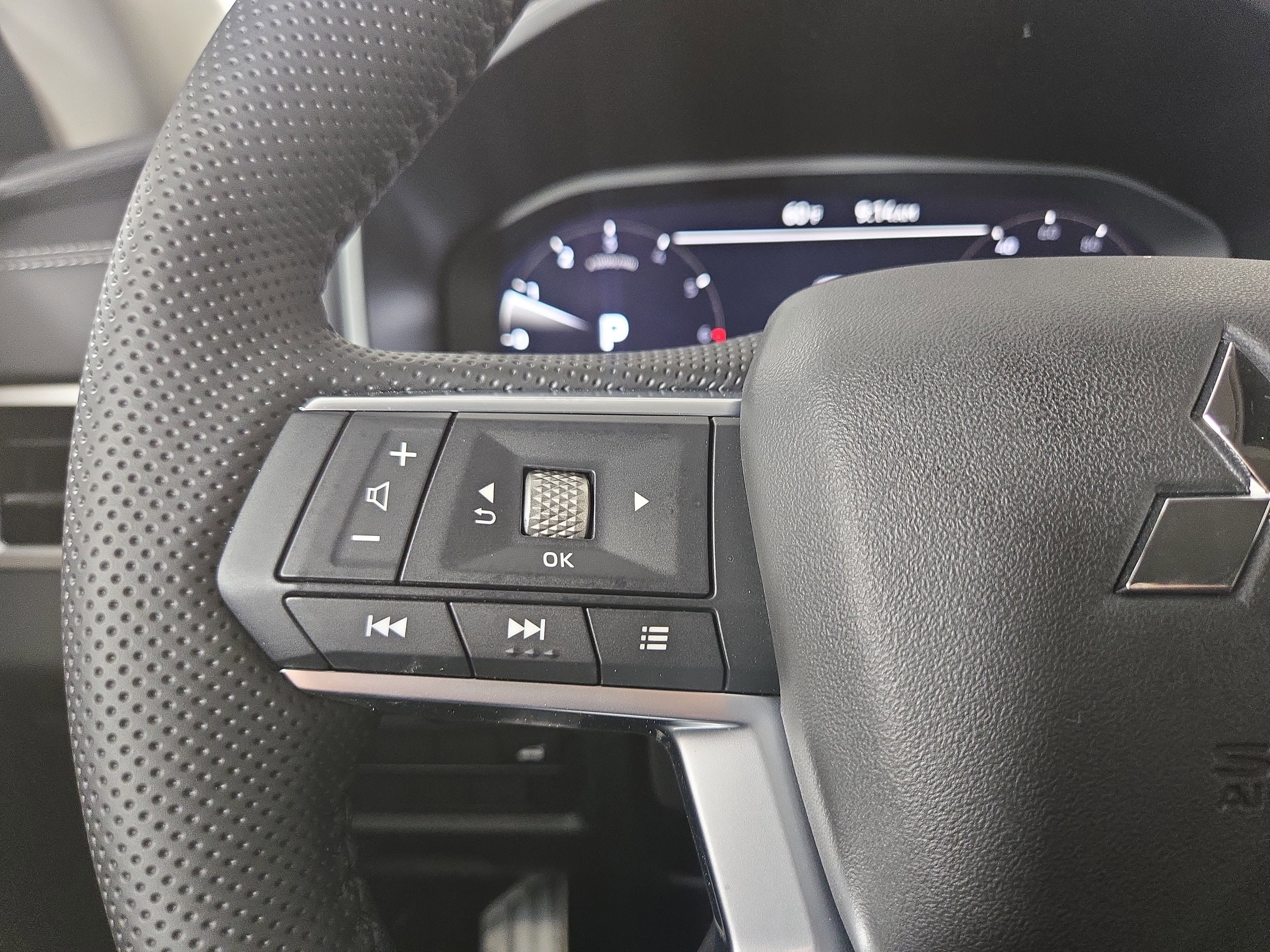 New 2026 Mitsubishi Outlander SEL image 15