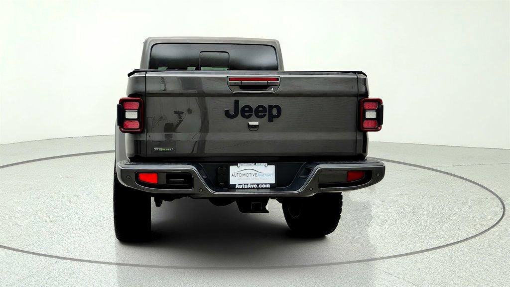 Used 2021 Jeep Gladiator Overland AWD/4WD image 6
