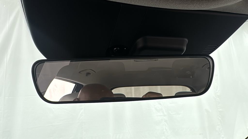 New 2025 Kia Niro EX image 31