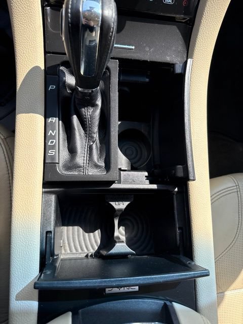 Used 2018 Ford Taurus Limited FWD image 13