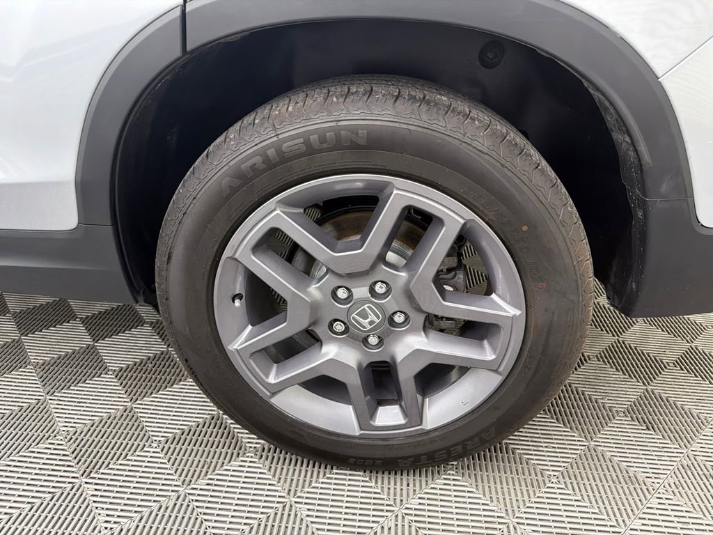 Used 2023 Honda Passport EX-L image 22