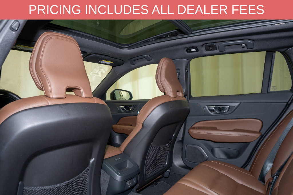 Used 2025 Volvo V60 B5 Cross Country Plus AWD/4WD image 10