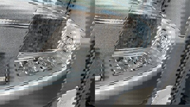 New 2025 Ford F250 Lariat w/ Lariat Ultimate Package image 25