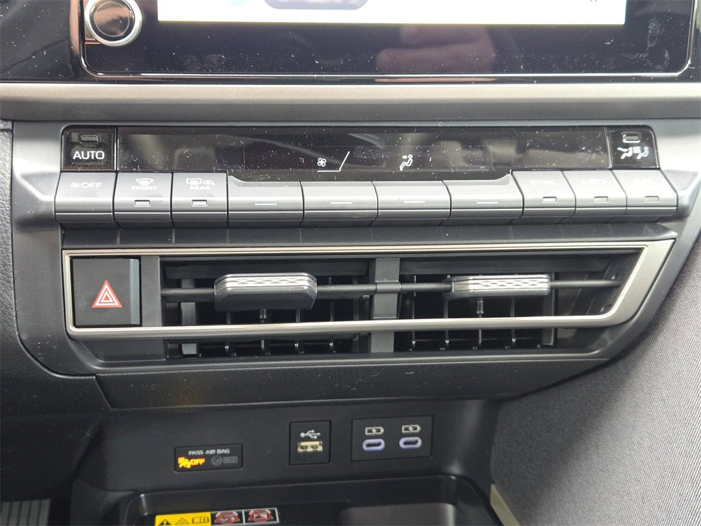 New 2026 Toyota Camry LE image 16