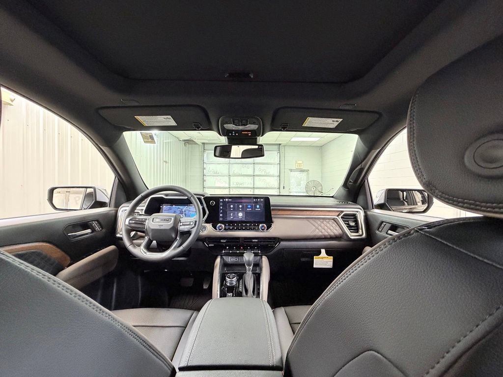 New 2026 GMC Canyon Denali w/ LPO, Denali Black Edition AWD/4WD image 26