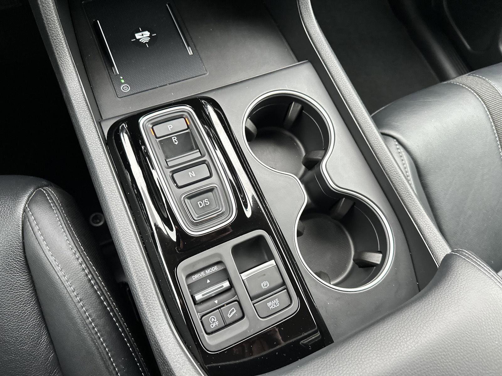 Certified 2025 Honda Pilot Touring image 28