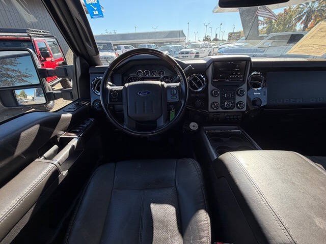 Used 2013 Ford F350 Platinum AWD/4WD image 32