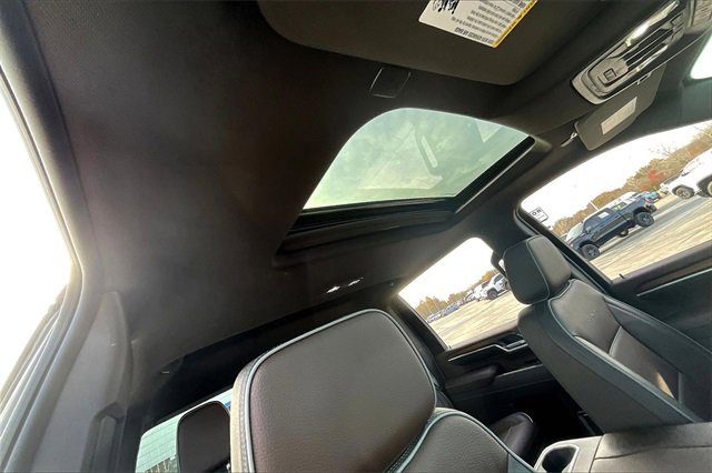 Used 2025 GMC Sierra 2500 Denali w/ Denali Reserve Package image 28