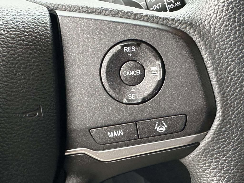 Used 2022 Honda Pilot Sport image 21