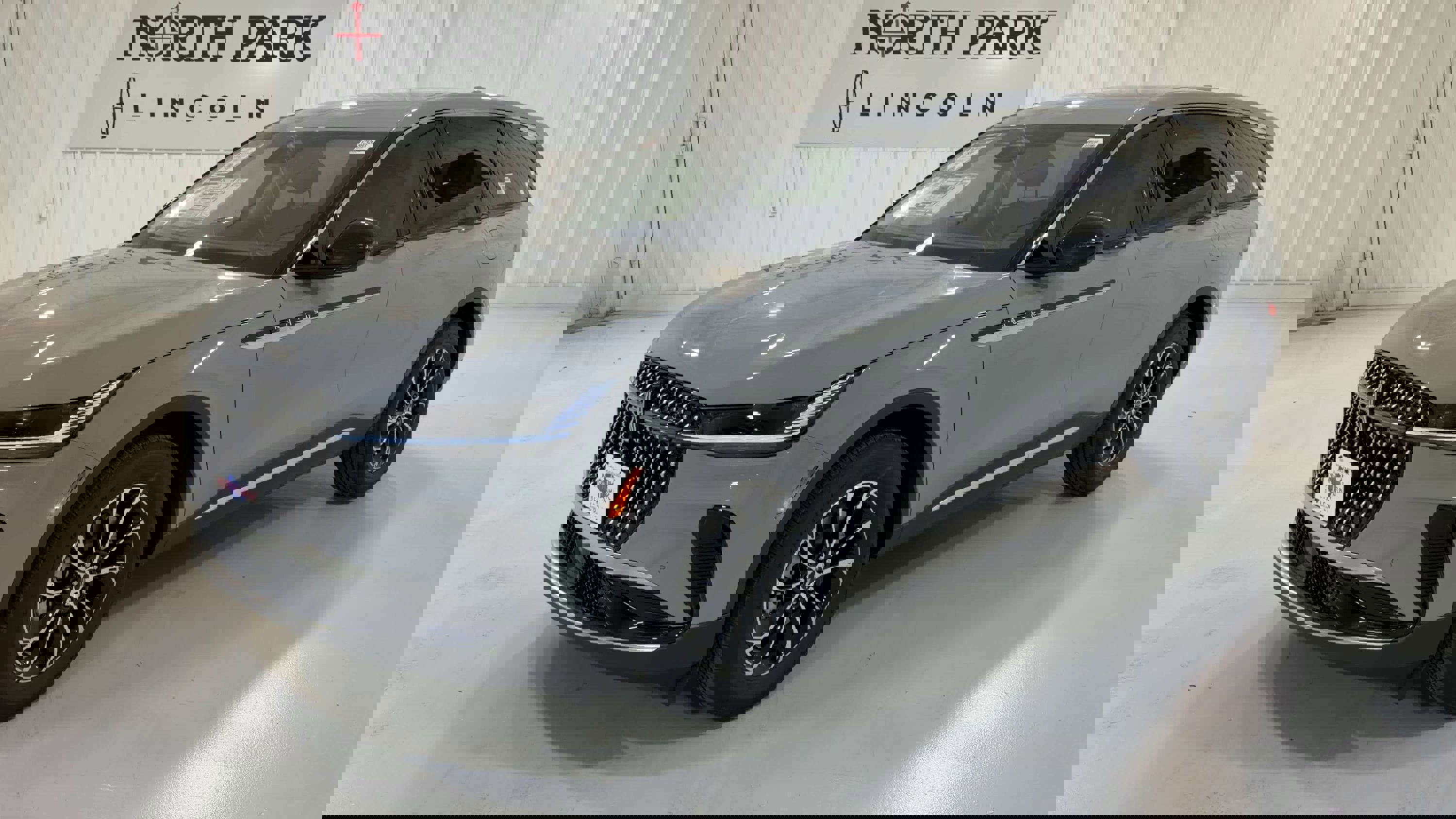 New 2026 Lincoln Nautilus Premier AWD/4WD image 5