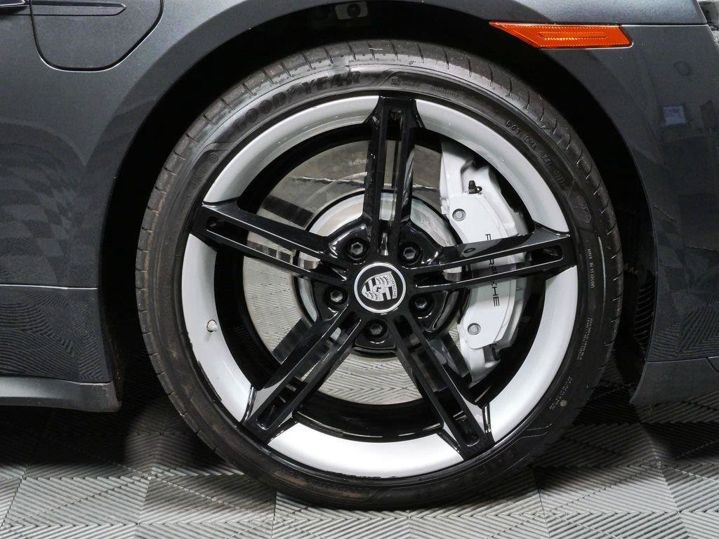 Used 2024 Porsche Taycan Turbo AWD/4WD image 40