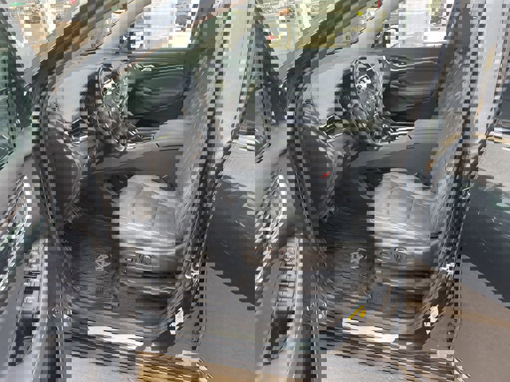 Used 2021 Buick Enclave Essence w/ Sound and Sites Package image 10