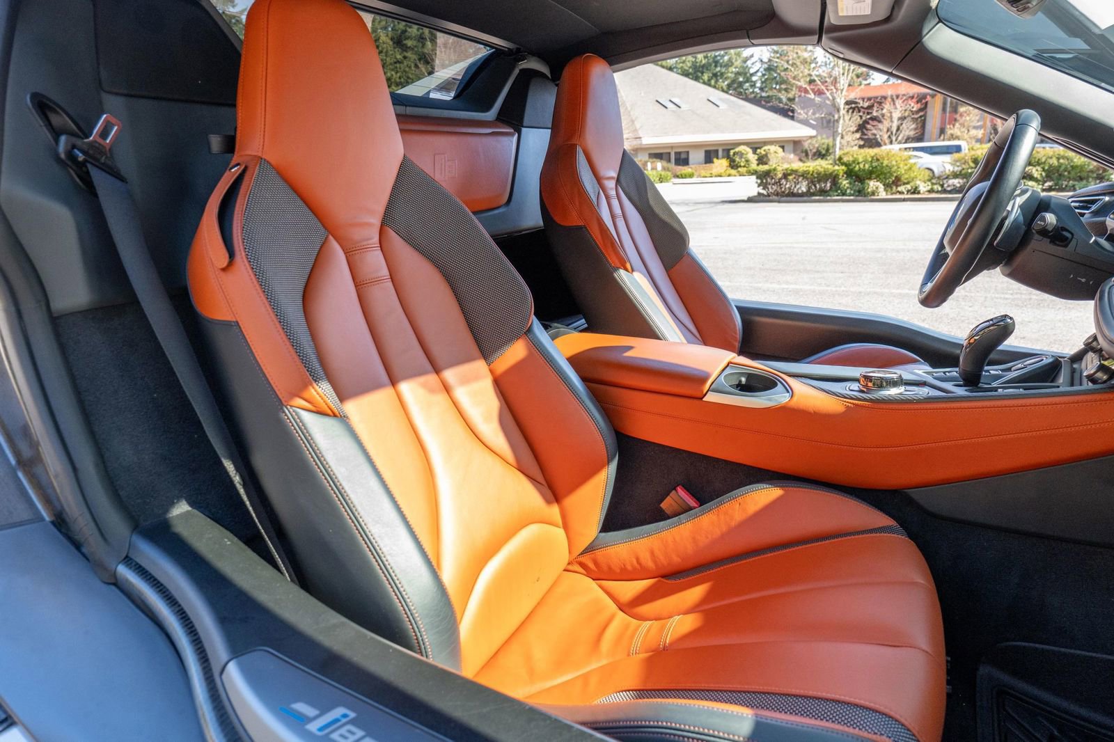 Used 2019 BMW i8 Roadster AWD/4WD image 35