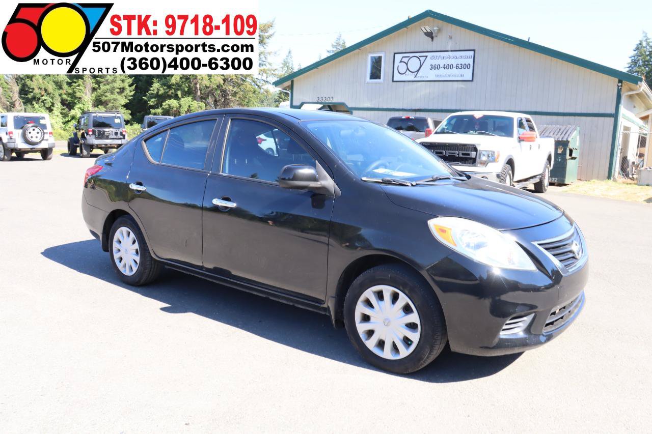 Used 2012 Nissan Versa SV w/ Convenience Pkg FWD image 11