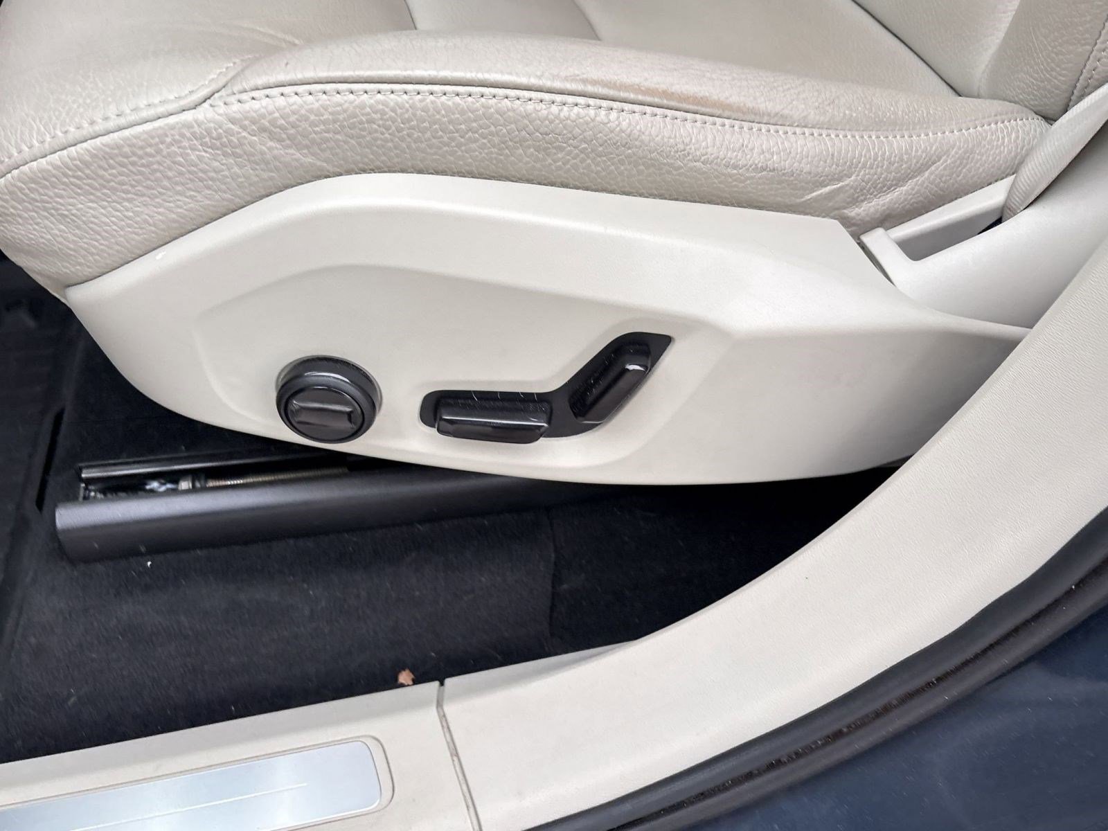 Certified 2022 Volvo XC90 T8 Inscription Expression image 14