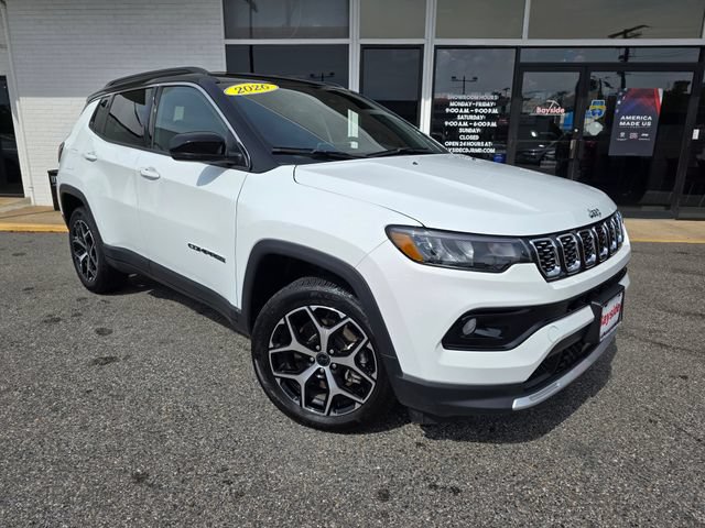Used 2026 Jeep Compass Limited AWD/4WD image 2